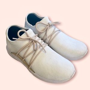 Vessi Women’s Cityscape Arctic White Waterproof Sneakers Size 7